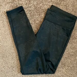 JoyLab cropped Leggings Size *Small, very good condition, see measurements